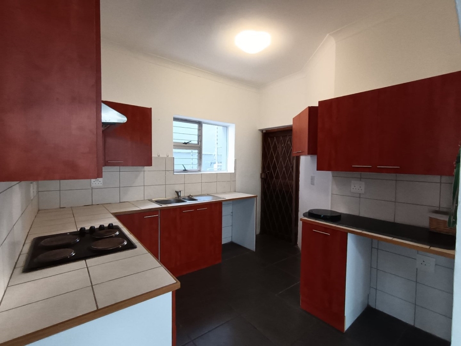 2 Bedroom Property for Sale in Humewood Eastern Cape
